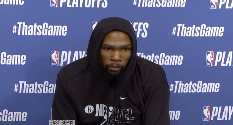  字母哥暴扣领衔雄鹿轻取马刺止连败