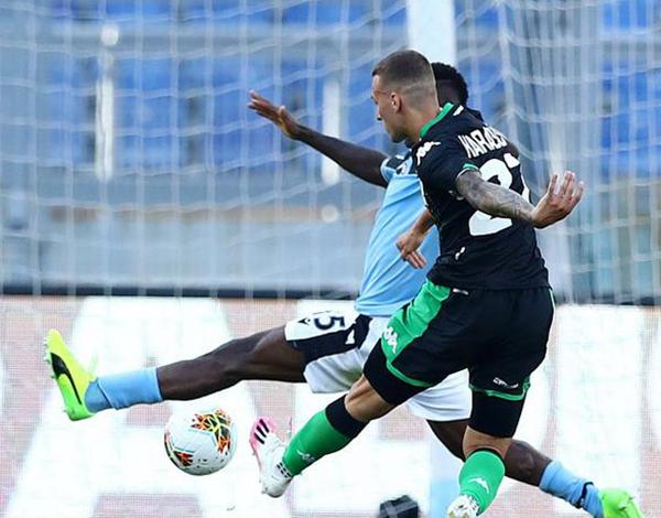  尤文图斯逆转维罗纳，弗拉霍维奇头槌制胜延续不败金身