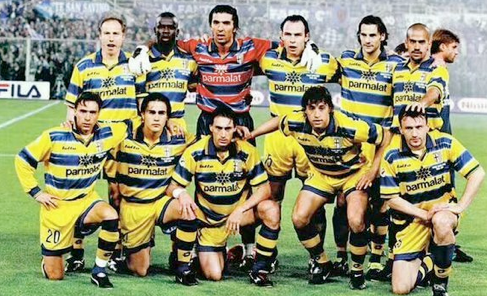  帕德博恩保级关键战役，全队众志成城死守城门